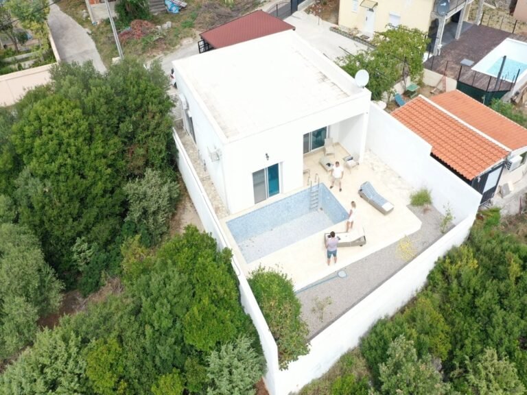 Satılık villa Krimovica, Budva No. 848